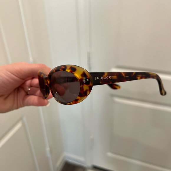 Gucci Brown Tortoiseshell Sunglasses - Picture 1 of 4